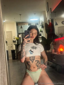 Happi sunday do u guys want me to start doing lives once a week