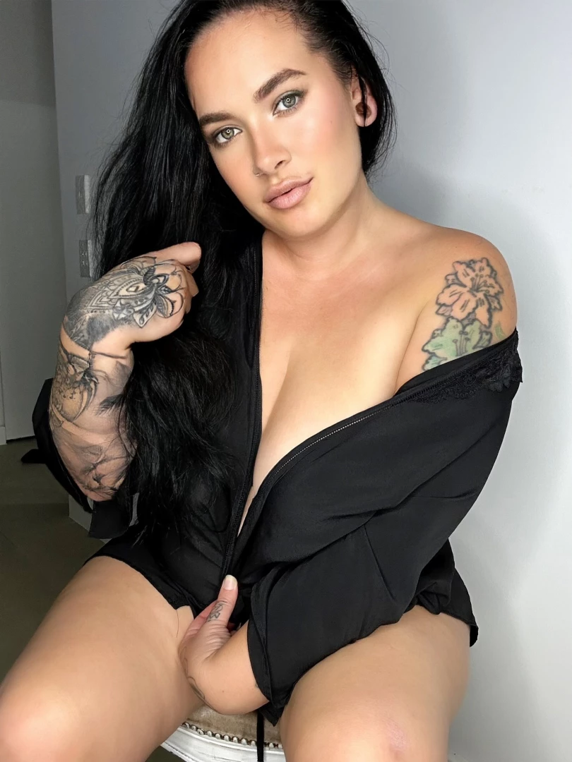 Vip page - inkedivyvip 