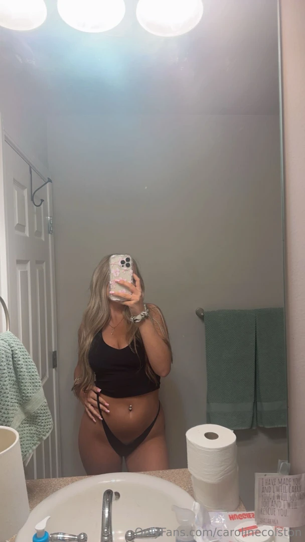 Who wants to spoil me before new years 