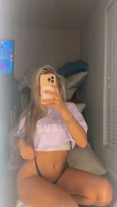 If you re a new subscriber message me i only send out explicit content