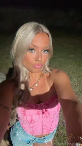 Pretty in pink part 2257