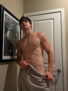 I m curious about somethingggg cold or hot showers