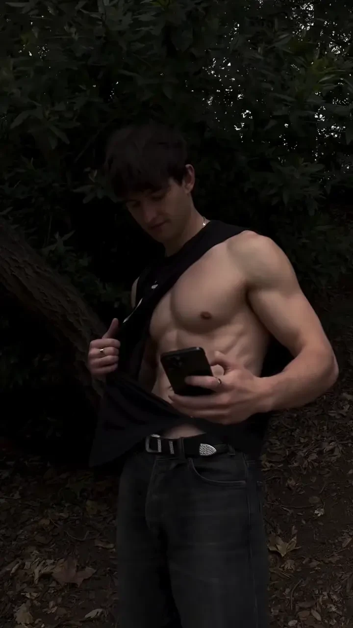 Outdoor shoots are always fun 