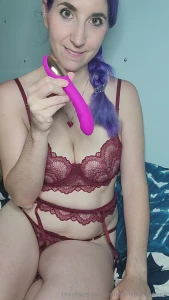 Video 54 - july 27 2021 - 4m44 i got a new toy - a gspot vibrator you