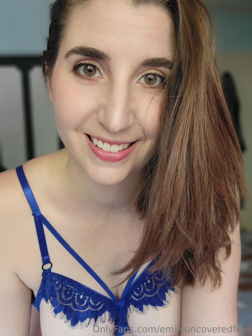 Is it the weekend yet because i m ready to stay and play in bed 