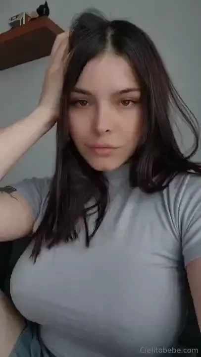 La quiero mover as arriba de tu verga me dejas hacerlo imaginate de lo 