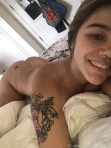 Are you coming play with me on my live tonight