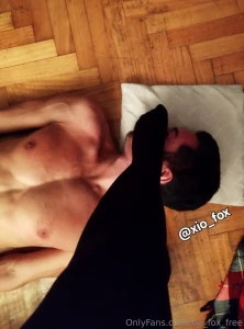 I rule in my world and men are only and accessory to my pleasure yo