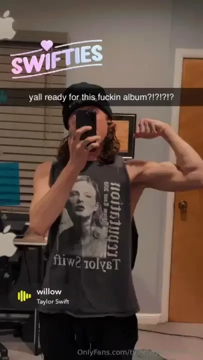 Happy taylor swift day yall 