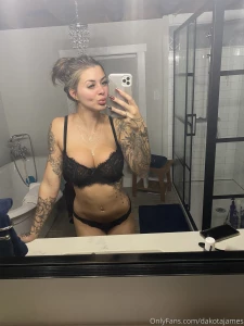 About to get in the shower wanna join dakota vip