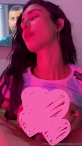Mi amor tengo ganas de que me cojas fuerte me durar as mas de 3