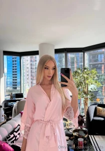 I was thinking today what makes a person really interesting i think it