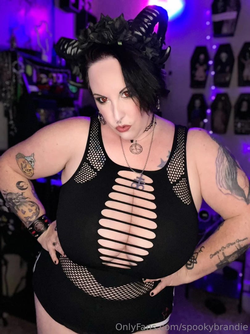 Spookybrandie part 1 