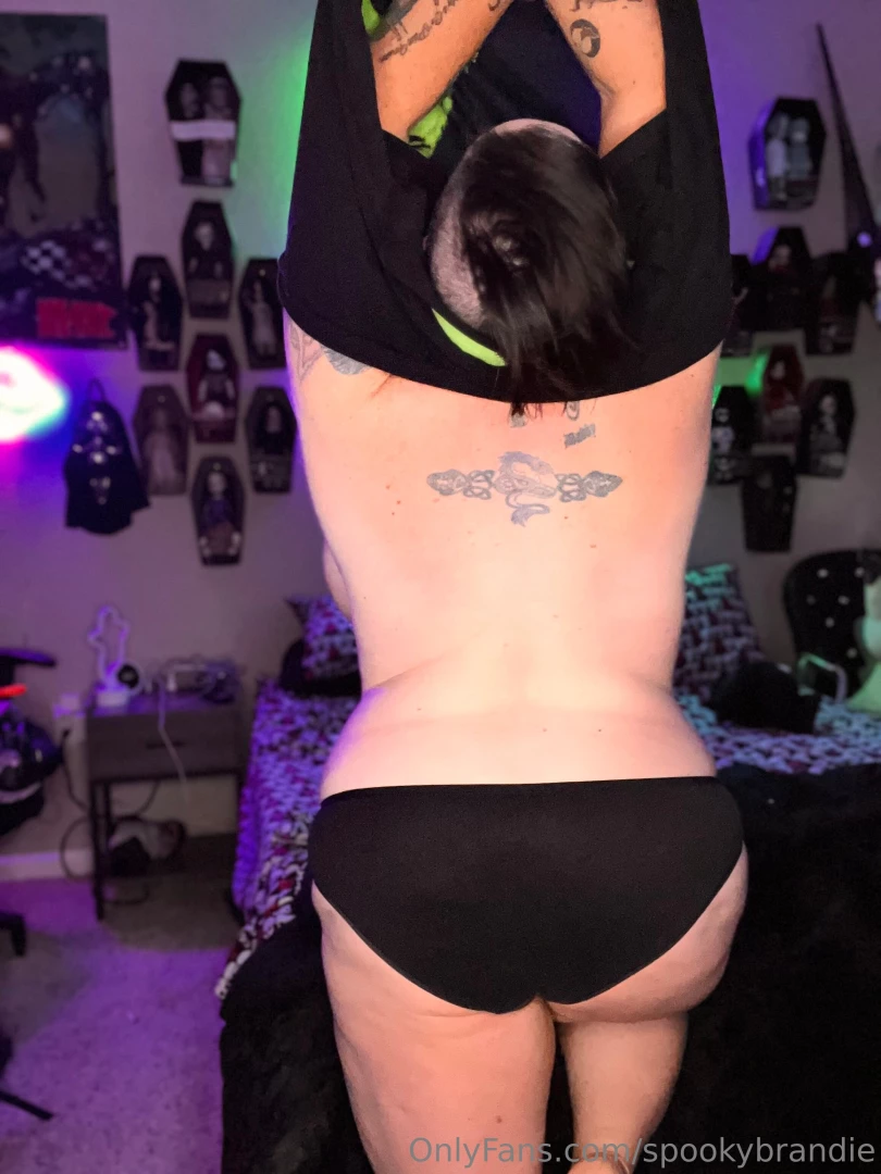 Pov the goth milf invited you into her apartment for some fun caution part 4 