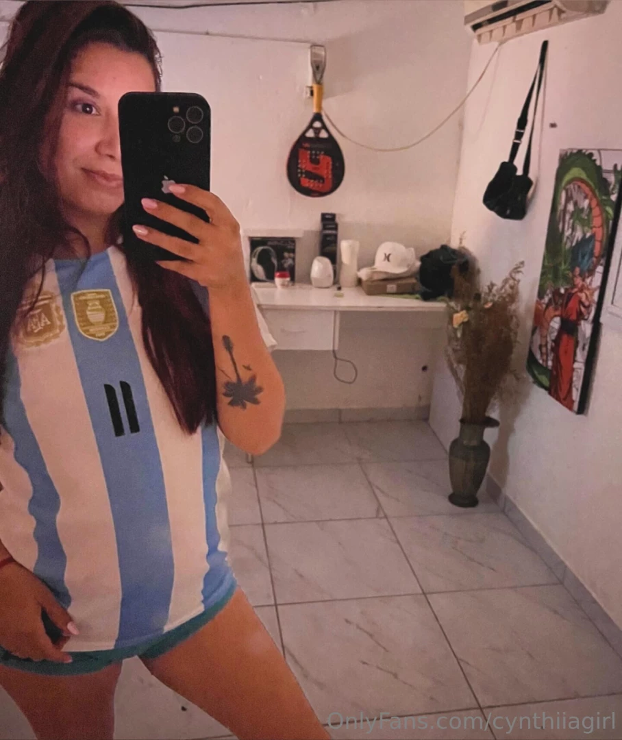 This hot latina is here to please you part 1 