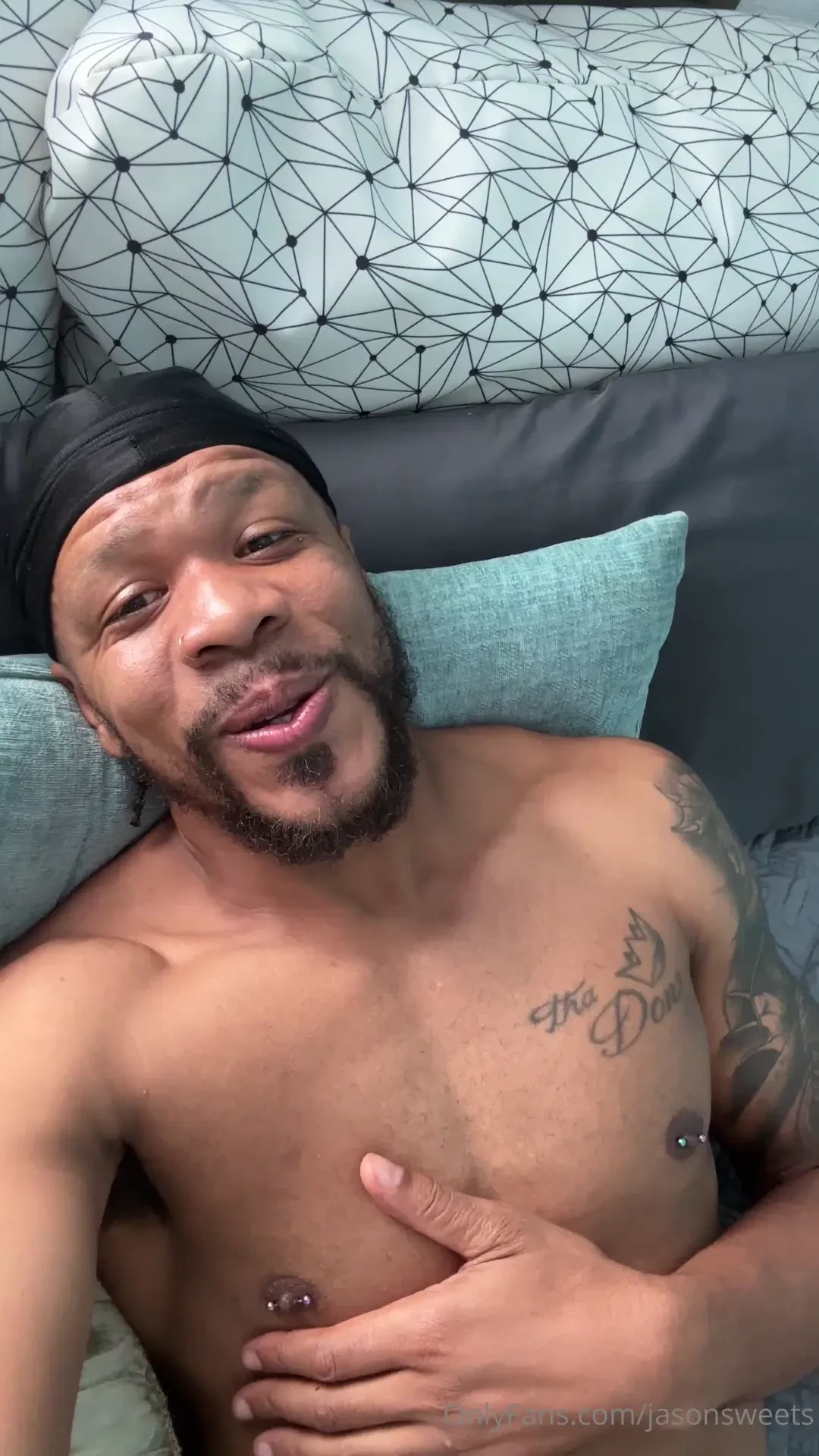 Happy friday stay tuned we going live very soon 