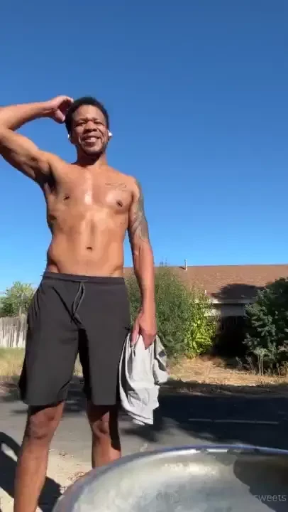 Out here working on my fitness hope y all good 