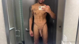 Hi guys i m in nyc and got a friend looking to put on a show today tap