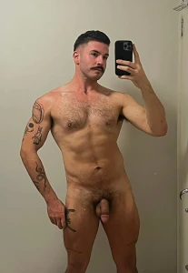 Go sub zak_bray_official tasty aussie meat https onlyfans com part 1