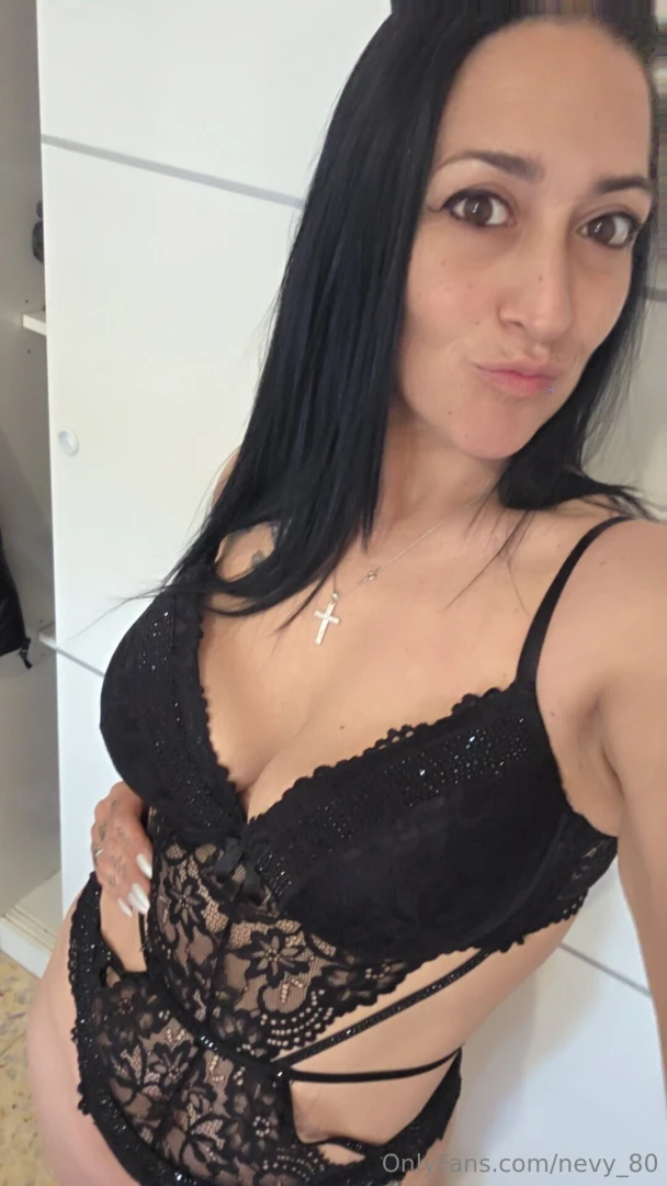 Y si no vamos a bailar una bachatita 