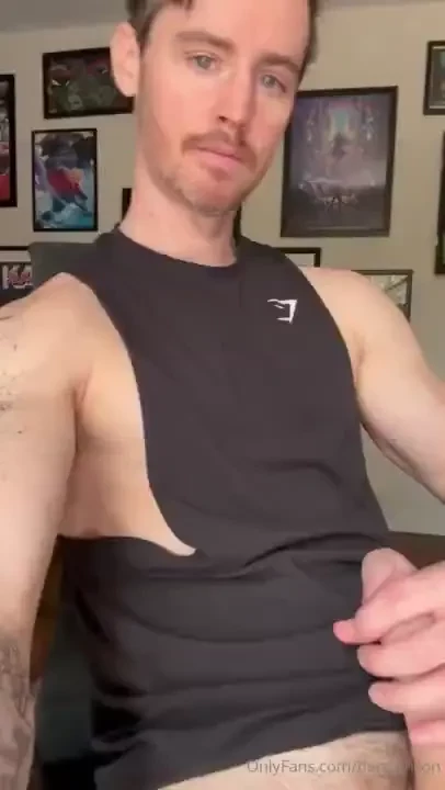 Just got back from the gym needed a quick cum before i head to the part 1 