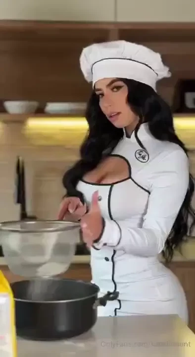 New new new hardcore video it s lunch time your trusted chef will 