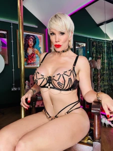 Are you gonna be mommas alpha or beta tonight