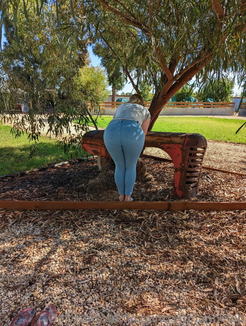 Just some quick photos outdoors remember to like part 6 