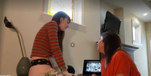 College drop-outs start an onlyfans graciehaze and i are in the middle