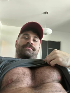 I want to feel your lips on my hairy chest