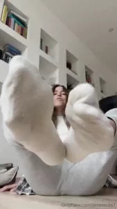 Then i found this very dirty video i once made for a loser like you