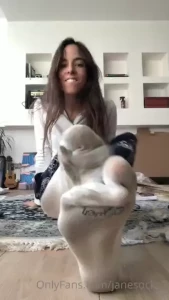 Was moving this week and decided to take a break because my feet were part 1