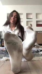 Was moving this week and decided to take a break because my feet were