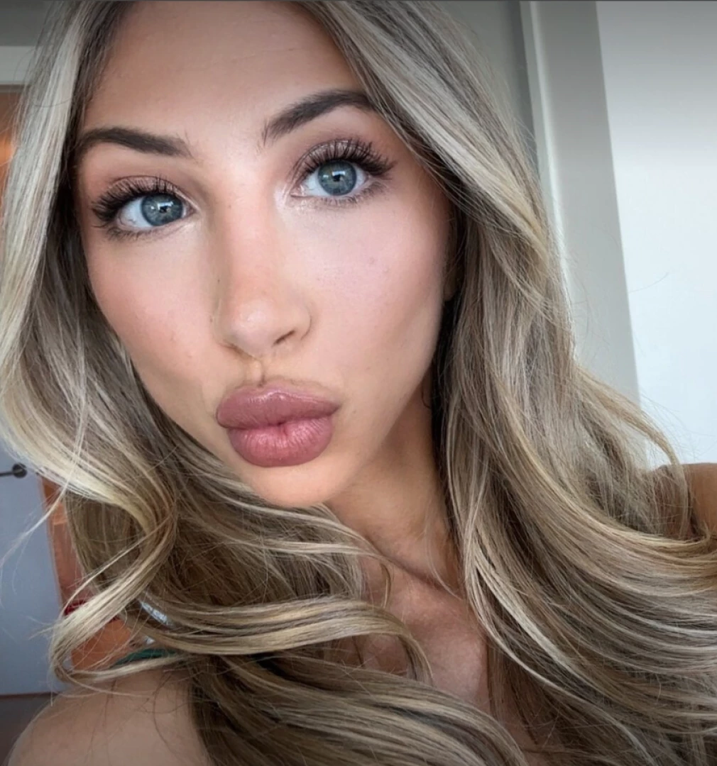 Kiss me if you can part 1 