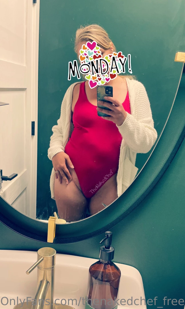 Happy milfmonday you should see the naughty tiktok i made tip this 