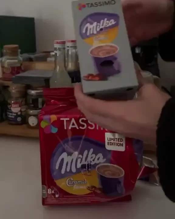 I love seasonal drinks especially when autumn comes and you want 