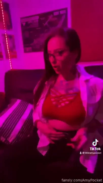 I m on tiktok 