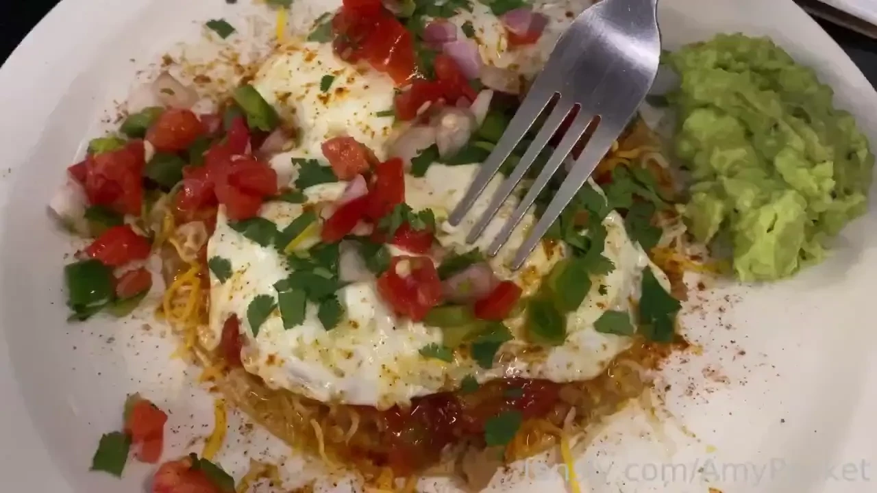 Yummm who knew eggs could be erotic lol part 1 