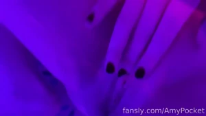 How long can you hold your breath let s find out while you eat me out