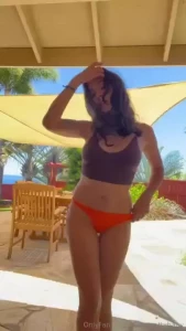 I need someone to get naughty with cum play baby my horny pussy is