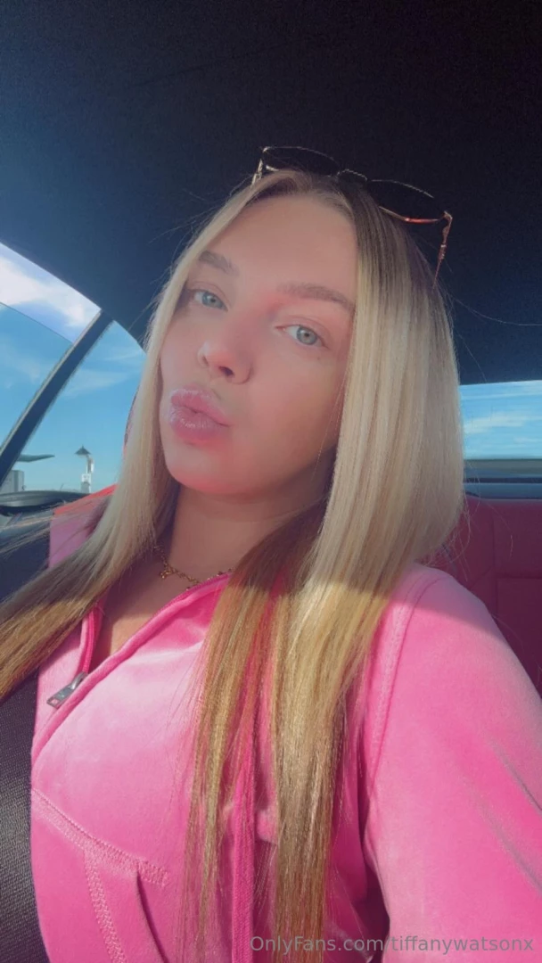 Happy monday part 2424 