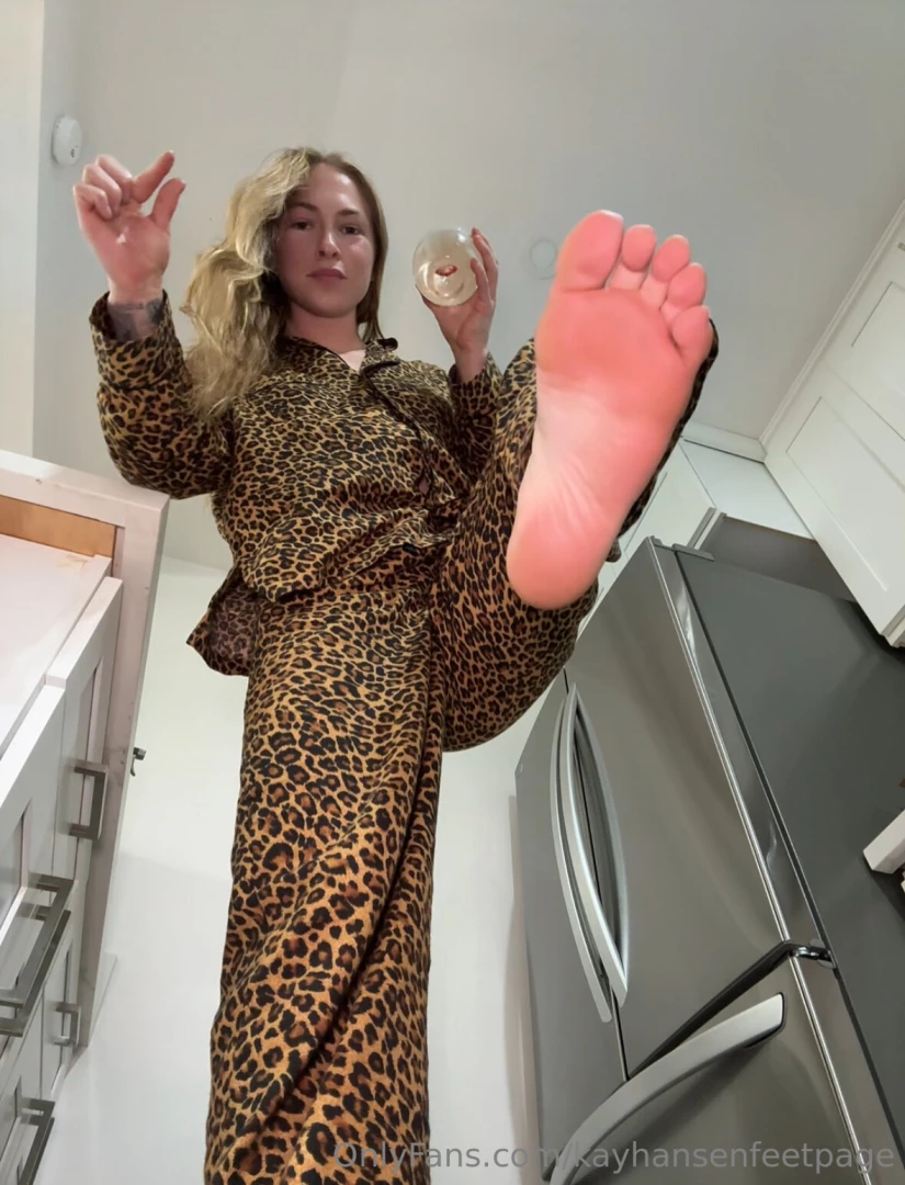 Giantess i love making my tiny shrunken servant fetch me a glass of 