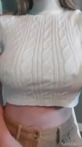 No bra no panties milf boobs bigboobs underboobs titties bigtitties