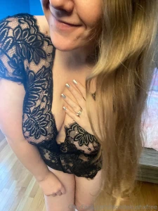 Hey babe if you haven t seen my 5 yrs of xxx content on my vip whacha part 3