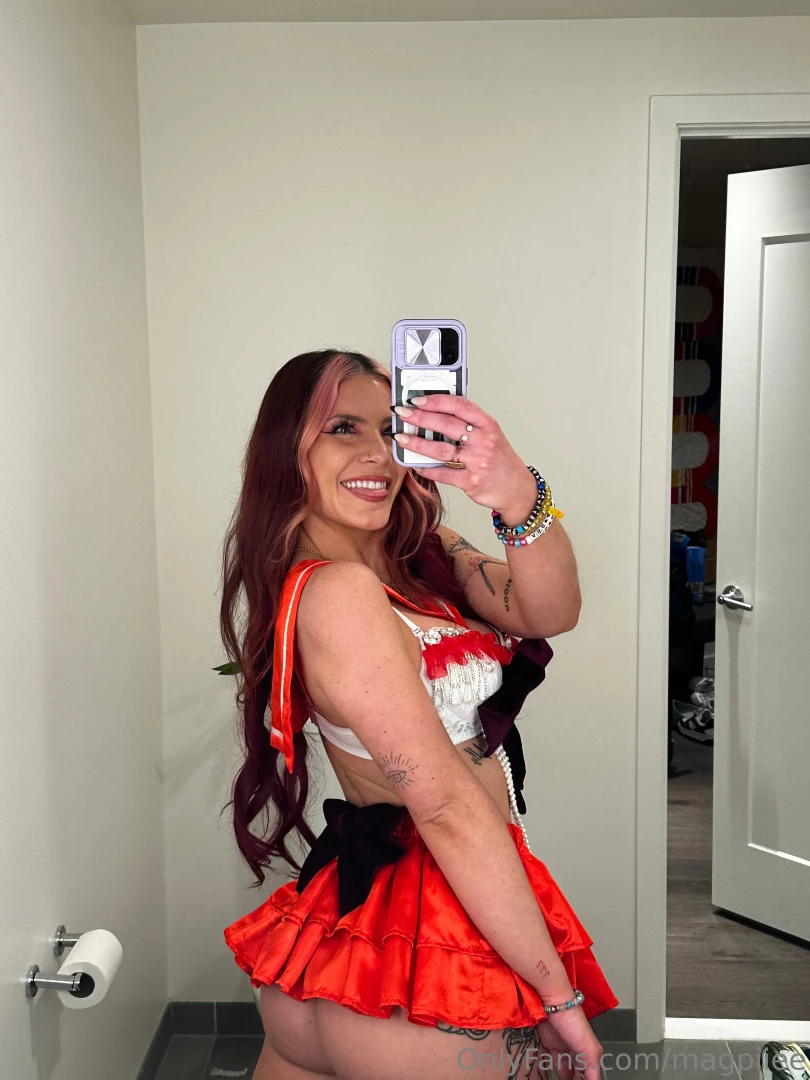 I want to start doing sexy cosplays for you hehe who should i start part 2 