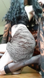 Do you like tight short skirts part 1