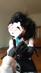 I m a good waifu gimme a snack