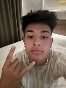 Wassup guys if you re horny just shoot me a dm premiumcruz