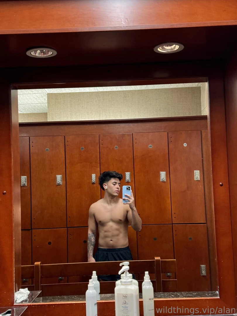 Who s joining my live tn 