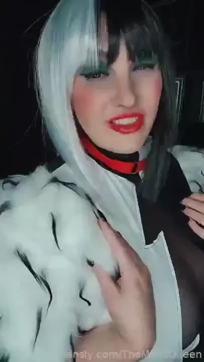 Introducing my new cosplay 2 years in the making what do you think 